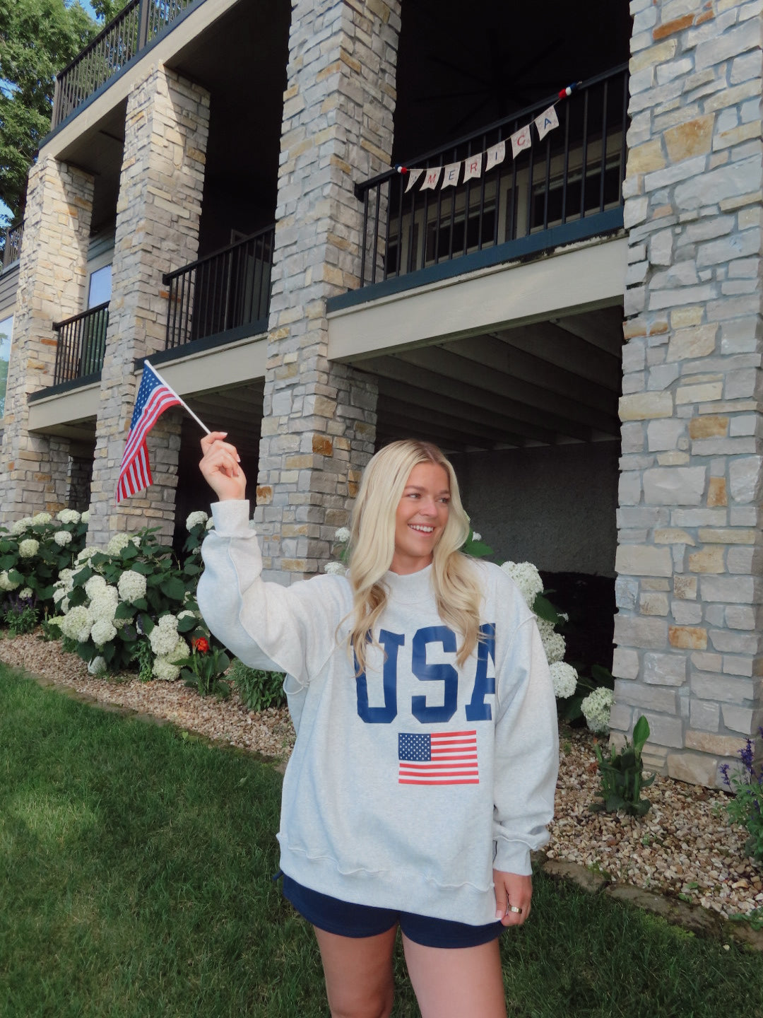 America Mockneck
