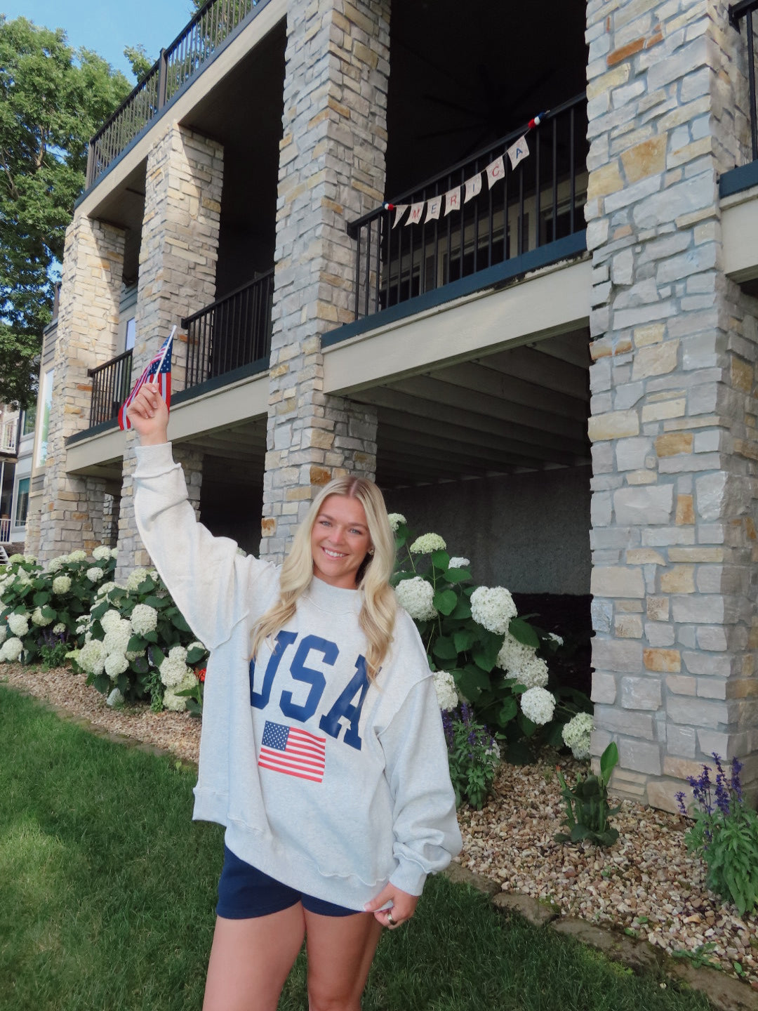 America Mockneck