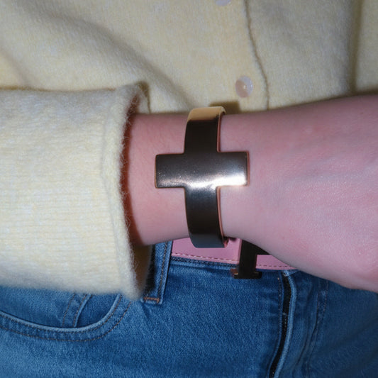 Gold Cross Bracelet